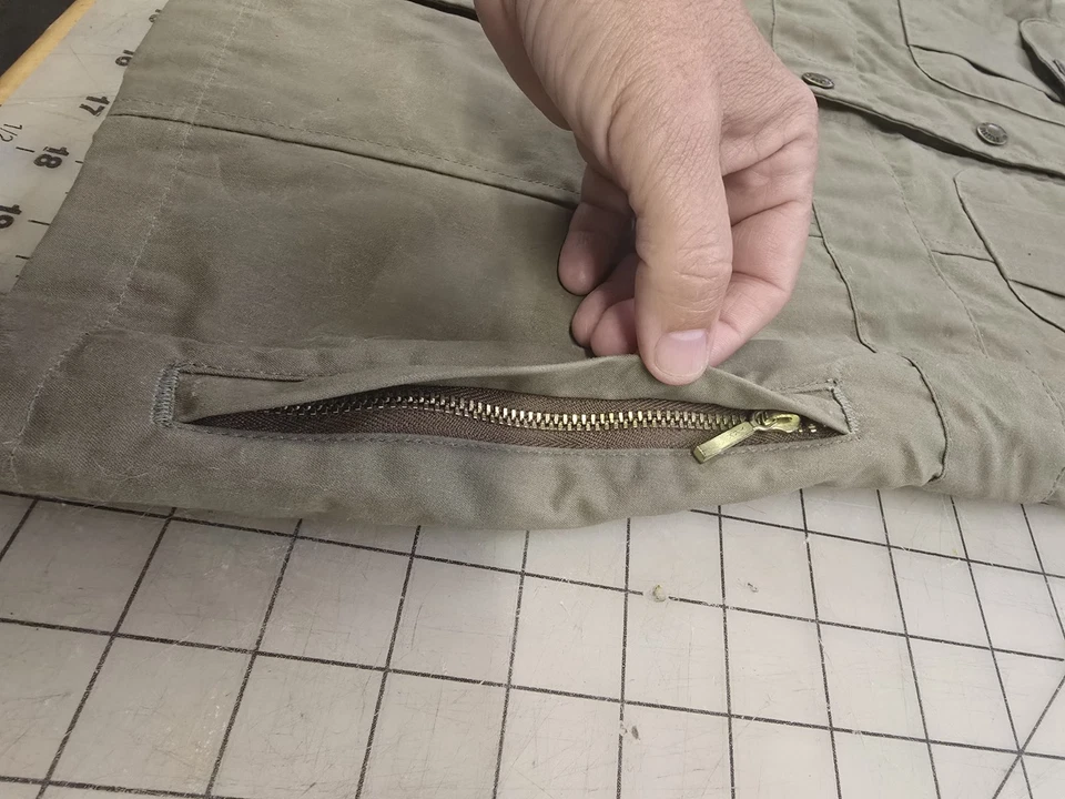 Vtg Filson Co Tin Cloth Field Vest Womens Button Tan Khaki USA M - Image 4 of 4