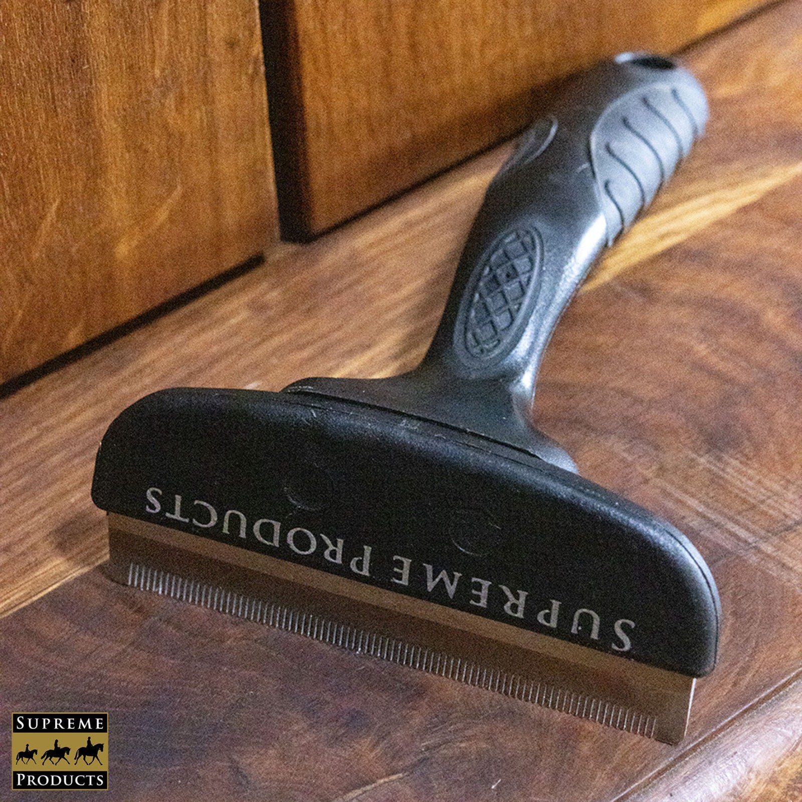 Shedding Tool Supreme Products Neat & Tidy Glorious Groomer Promotes Circulation
