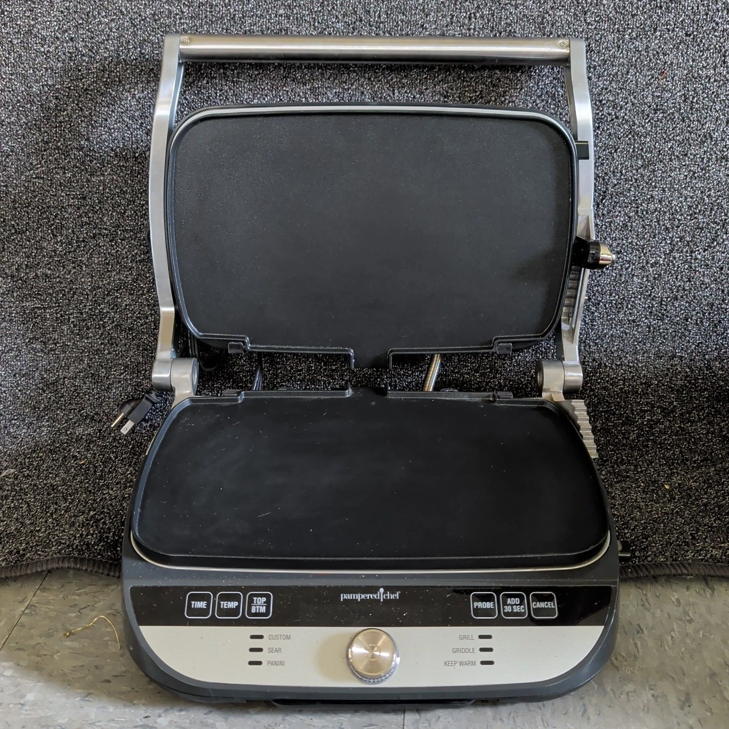 Pampered Chef Deluxe Electric Grill Griddle Panini Press Sear Waffle 100348