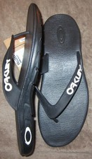 NWT - Oakley B1B Flip Flop Sandals - Men's US 11 - Blackout - Style 1557766