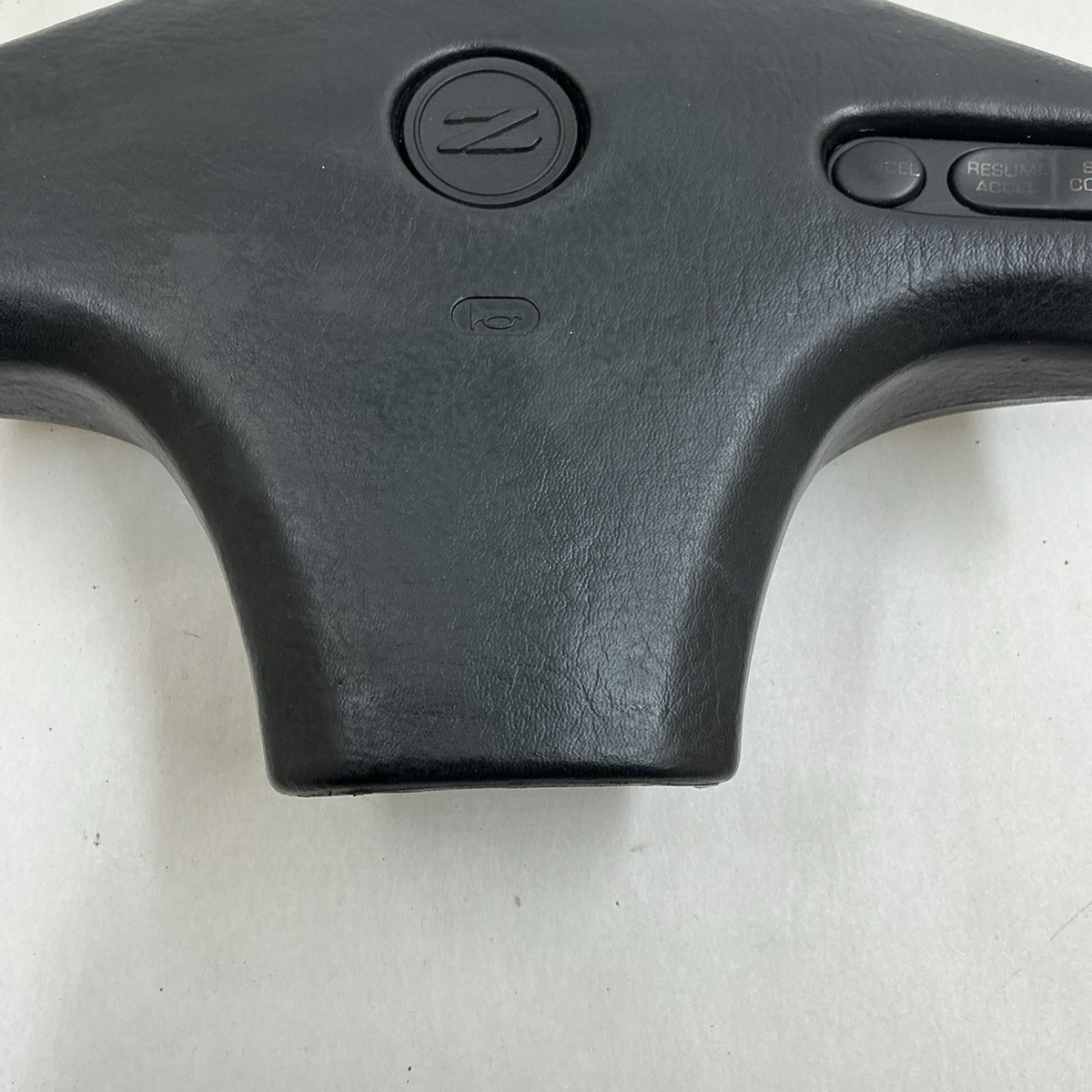 1990-96 Nissan 300zx Z32 Center Steering Wheel Cruise Horn Button