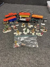 C & C Railways Battery Operated Train Set Parts, Tested, Figures, (O043025-01)