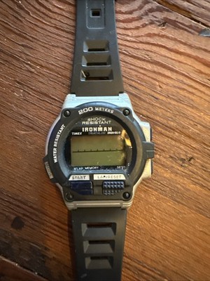 Vtg TIMEX Ironman Triathlon 746 Sports Mens Watch 200M Indiglo