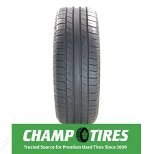 P215/55R17 Michelin Defender 2 98 V Used 10/32nds