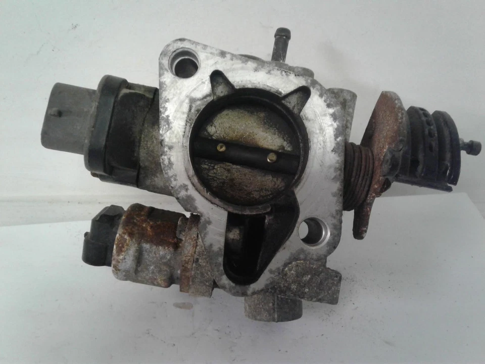 Used Fuel Injection Throttle Body fits: 1992 Plymouth Voyager Throttle Valve Ass Foto 4 de 4