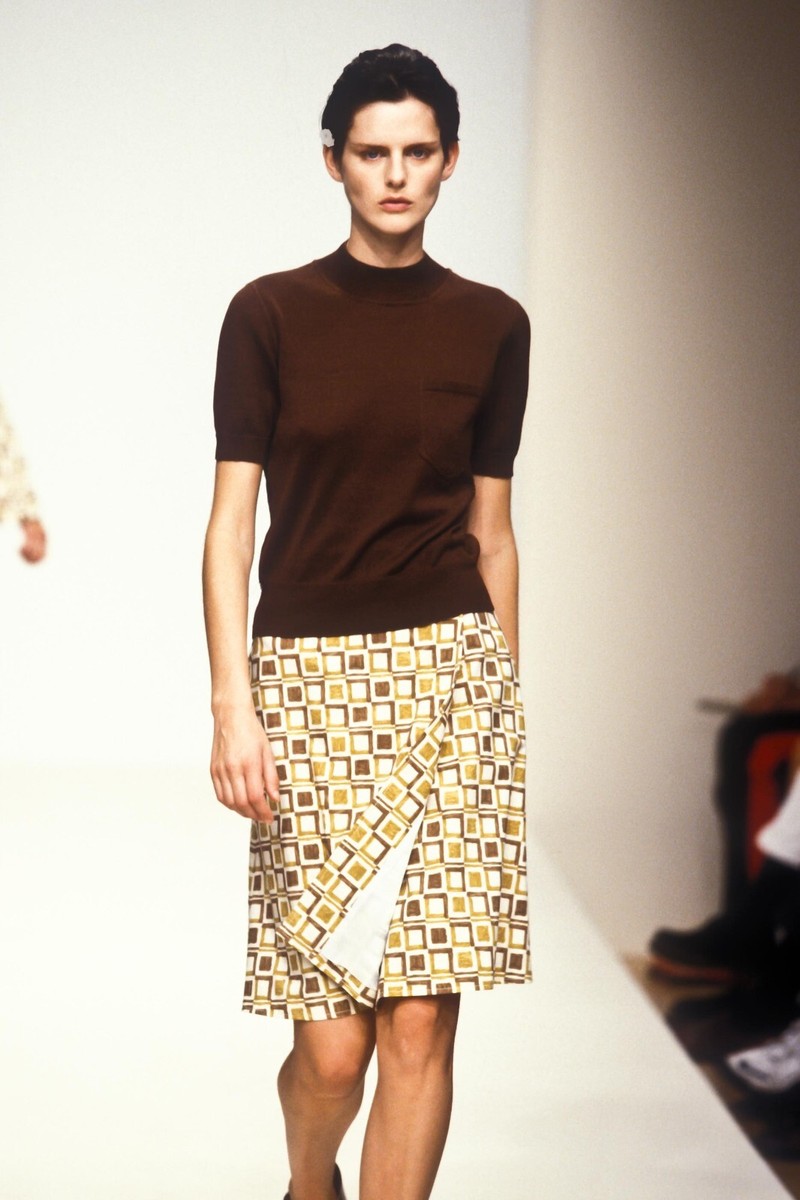 PRADA　プラダスポーツ　スカート38 プラダスポーツ PRADA SPORT スカート ひざ丈 タイト サイド