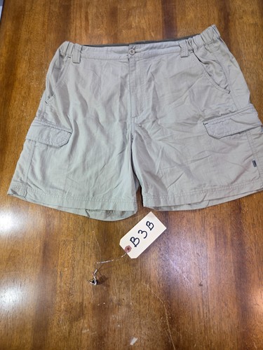 REI Cargo Hiking Shorts Men's 36 waist Beige UPF40+ Nylon Fishing Zip Pockets - Picture 2 of 17