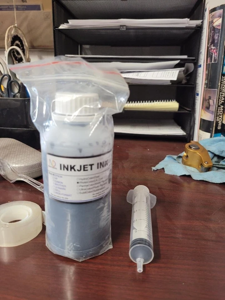 Tinta de recarga de inyección de tinta Epson. Impresora comprada y nunca usada rota justo después de la compra Foto 2 de 4