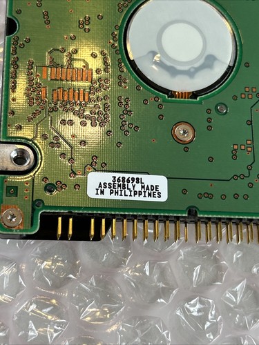 Hitachi IC25N020ATCS04-0 Hard Disk Drive w/AT-IDE Connector Interface - Picture 10 of 12