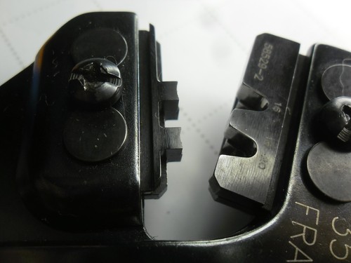 Tyco Electronic Hand Crimper Frame 354940-1 with Die 58528-2 - Picture 4 of 7