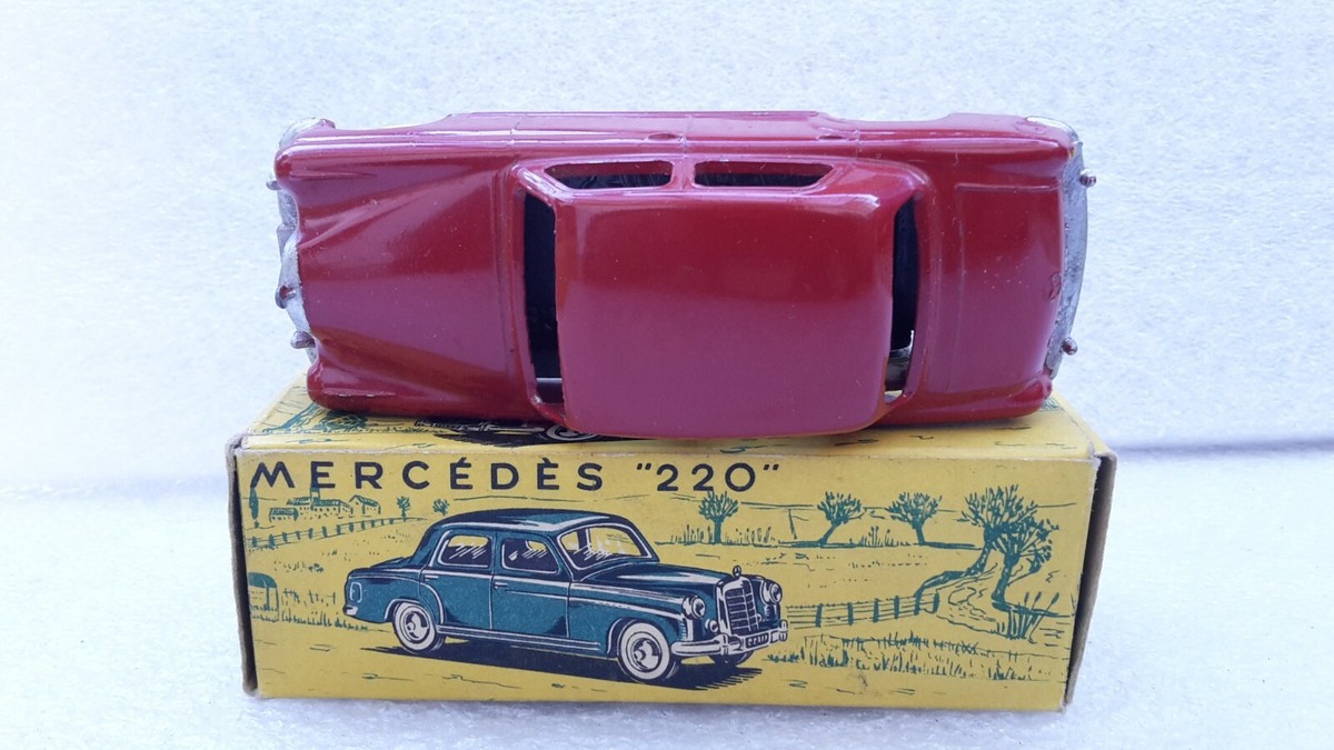 CIJ France Mercedes 220 Grise 1/43 - Miniature Collection Années 60 - REF 3/12 - Neuf Dans Sa Boîte