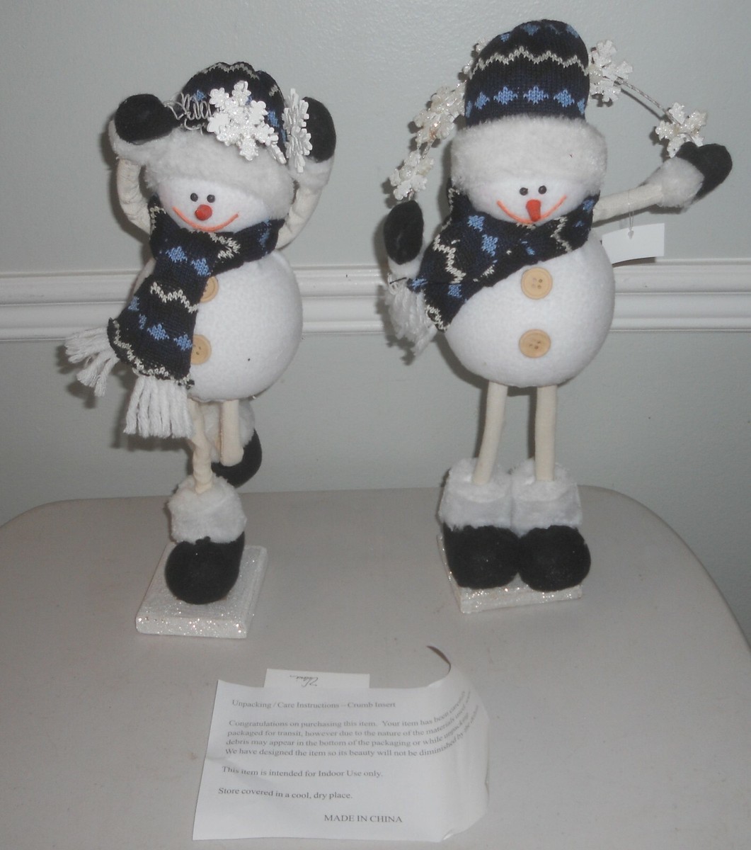 Set of Snowmen Festive Figures Holding Snowflakes by Valerie 17