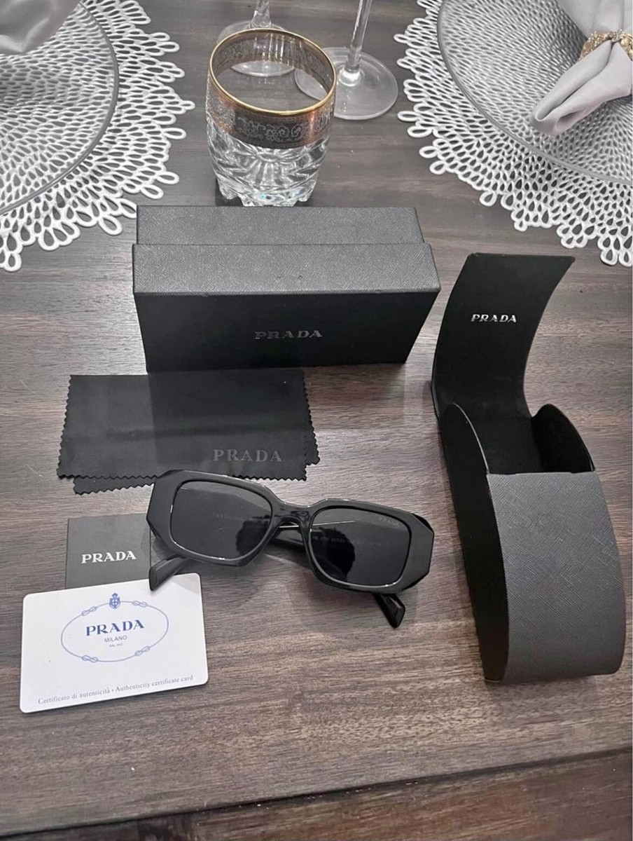 【新品未使用】PRADA ブラック サングラス オクタゴナル PRADA】シンボル サングラス ロゴ ブラック 関税送料込み (PRADA