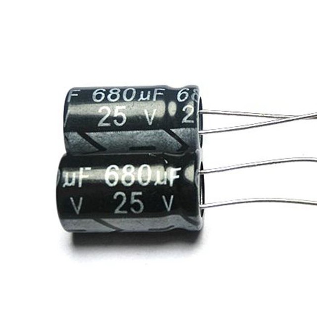 Конденсатор 25v 3300