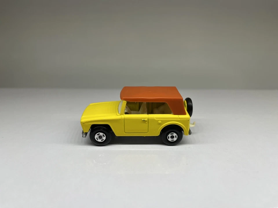 Lesney Matchbox Superfast No. 18 Field Car with Original Box NEAR MINT WOW - Image 4 of 4