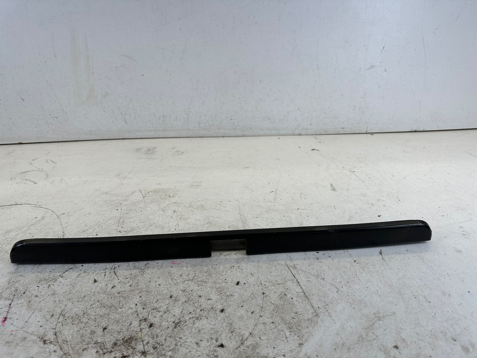 VW Golf GTI License Plate Light Molding Hatch Garnish MK2 85-92 Jetta