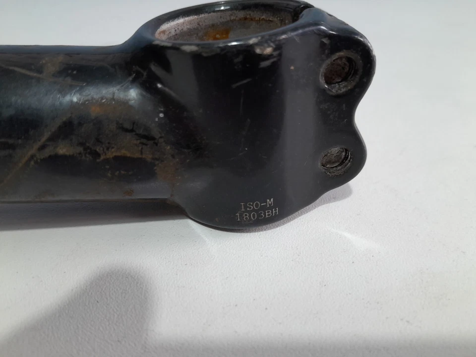 Retro 2 Bolt Mountain Bike Stem 110mm 25.6? / 1/18th black circa  1990's - Image 3 of 4