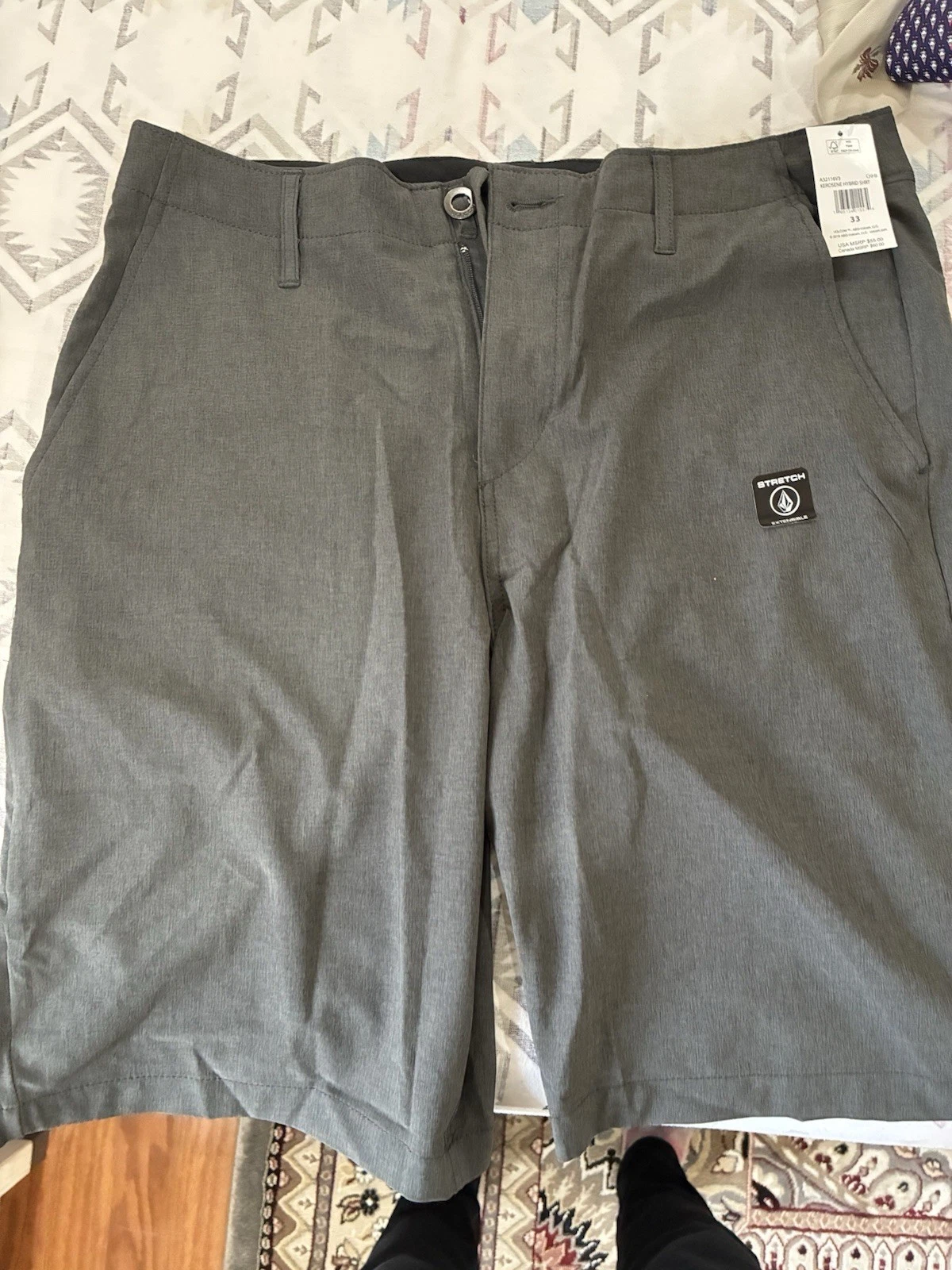 Volcom Surf & Turf 4-Way Stretch Hybrid Shorts, 33, Dark Gray