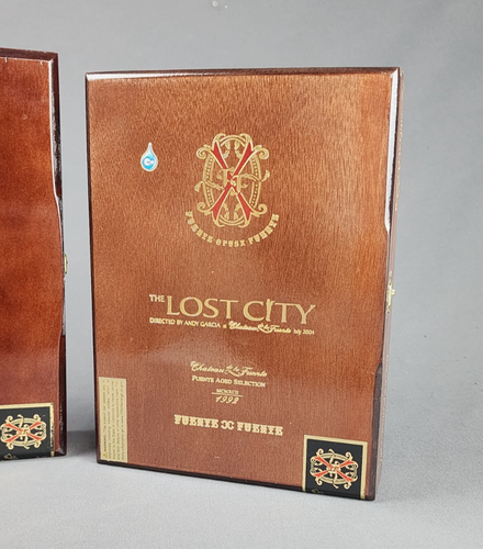 Fuente Opus X The Lost City Empty Cigar Box Pair Piramides Robusto Wood Velvet - Picture 8 of 14