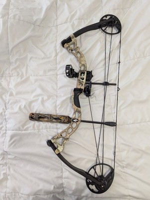 Diamond Archery Infinite Edge Pro Right Handed Hunting Bow