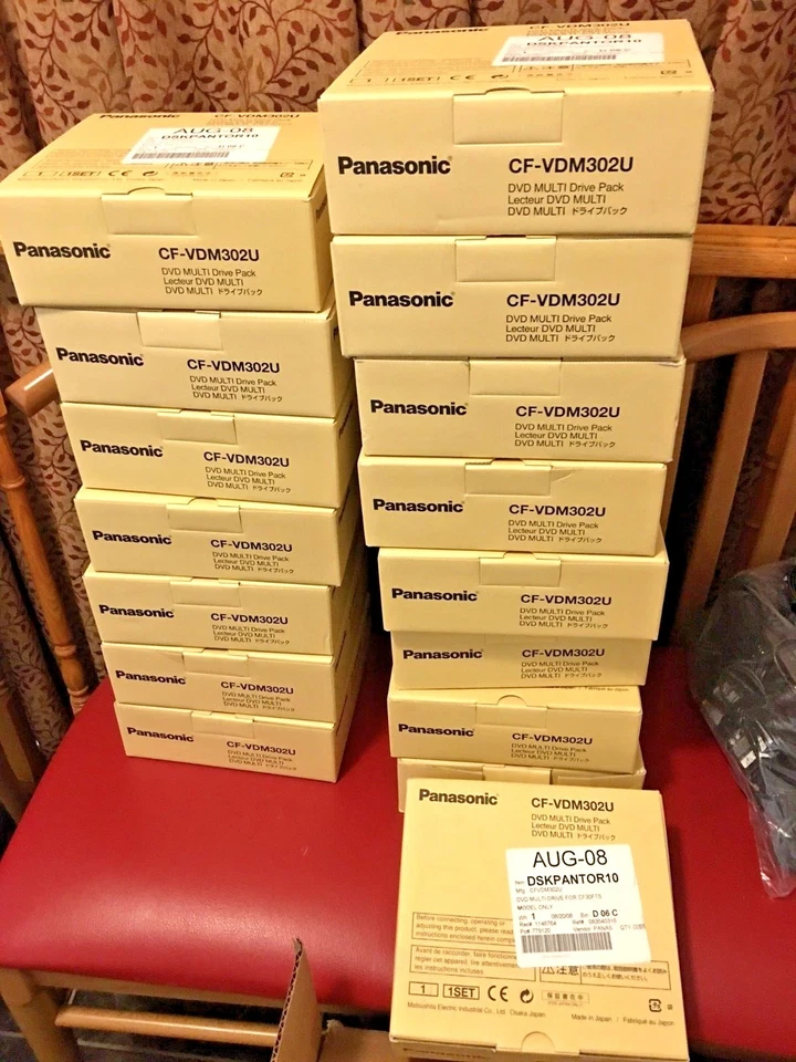 TOTALMENTE NUEVO Panasonic DVD MULTI Drive CF-VDM302U - DVD-RW / DVD-RAM Drive Para CF30 Foto 2 de 4