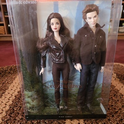 2012 MATTEL BARBIE COLLECTOR PINK LABEL TWILIGHT BREAKING DAWN BELLA  EDWARD
