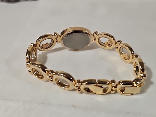 Women Watch - Picture 3 of 4