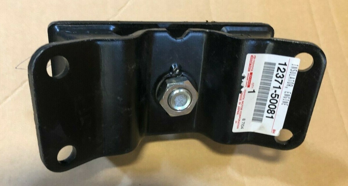 Genuine Lexus LX470 Land Cruiser Transmission Mount Insulator