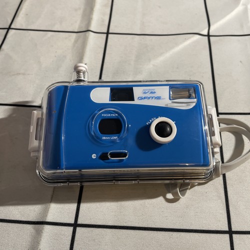 Davidoff Cool Water Game Pour Homme Aftershave Rare Advertising 35mm Camera - Picture 6 of 6