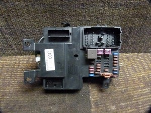 Hyundai Entourage Engine Fuse Box Relay Junction Block 08 ...