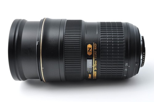 Nikon AF-S NIKKOR 24-70mm f/2.8G ED Auto Focus #1211 - Picture 8 of 14