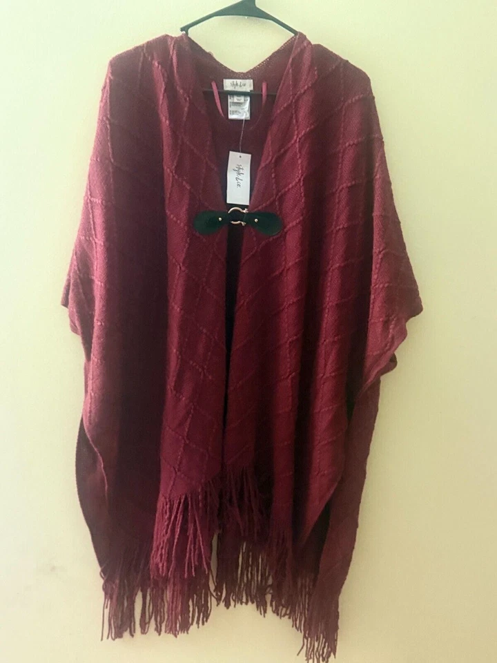 New Style & Co. Women's Fringe-Trim Toggle-Buckle Red Poncho Sweater ONE SIZE - Image 3 of 4