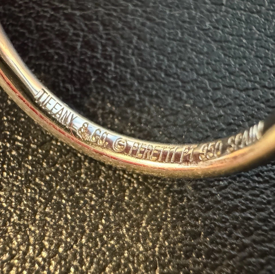 Anillo de diamantes Tiffany And Do. Platino! Foto 2 de 3