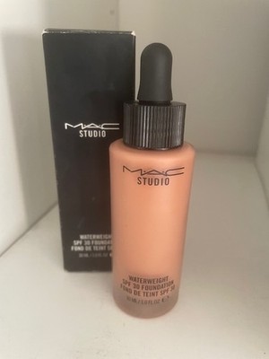 MAC Studio Foundation NW 35
