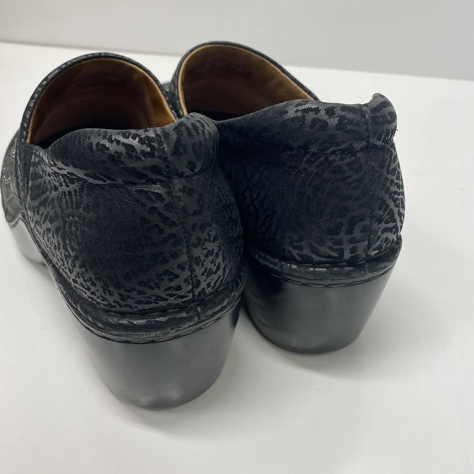 ARIAT Bella Black Leather Clogs Shoes Womens Size 10 B Floral Studded - Image 4 of 4