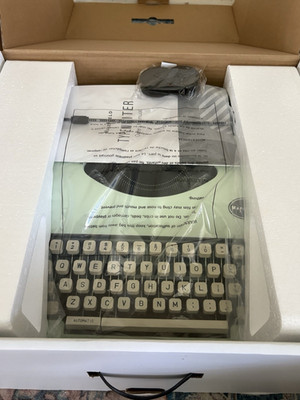 Maped Typewriter Model Typewriter - Boxed in Original Box with User Manual