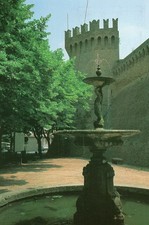 CORINALDO LO SPERONE E LA FONTANA FRANCOBOLLO E TIMBRO PRIMO GIORNO VEDI RETRO