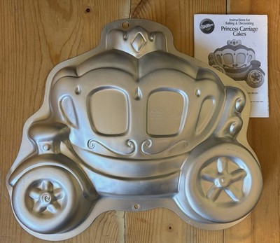 Wilton PRINCESS CARRIAGE CAKE #2105-1027 - UNUSED? comes with instructions