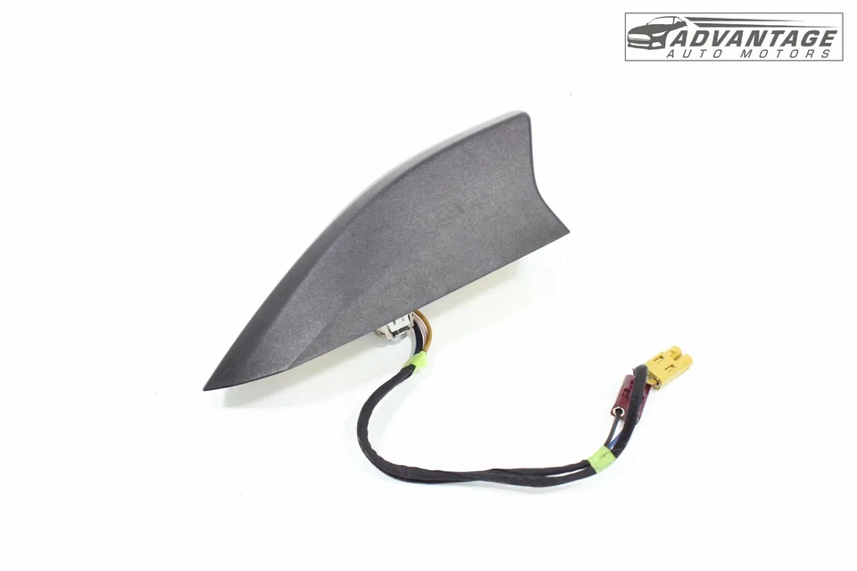 Chevrolet Equinox 2018-2021 techo superior exterior aleta de tiburón módulo de antena y cable OEM Foto 2 de 4