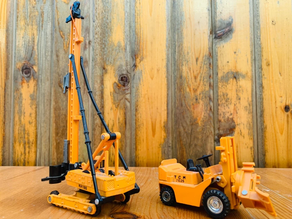 Shinsei Power Mini Collectible Construction Vehicles (Fork Lift and Pile Driver) - Image 3 of 4