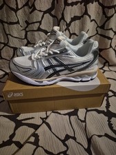 asics gel-kayano 14