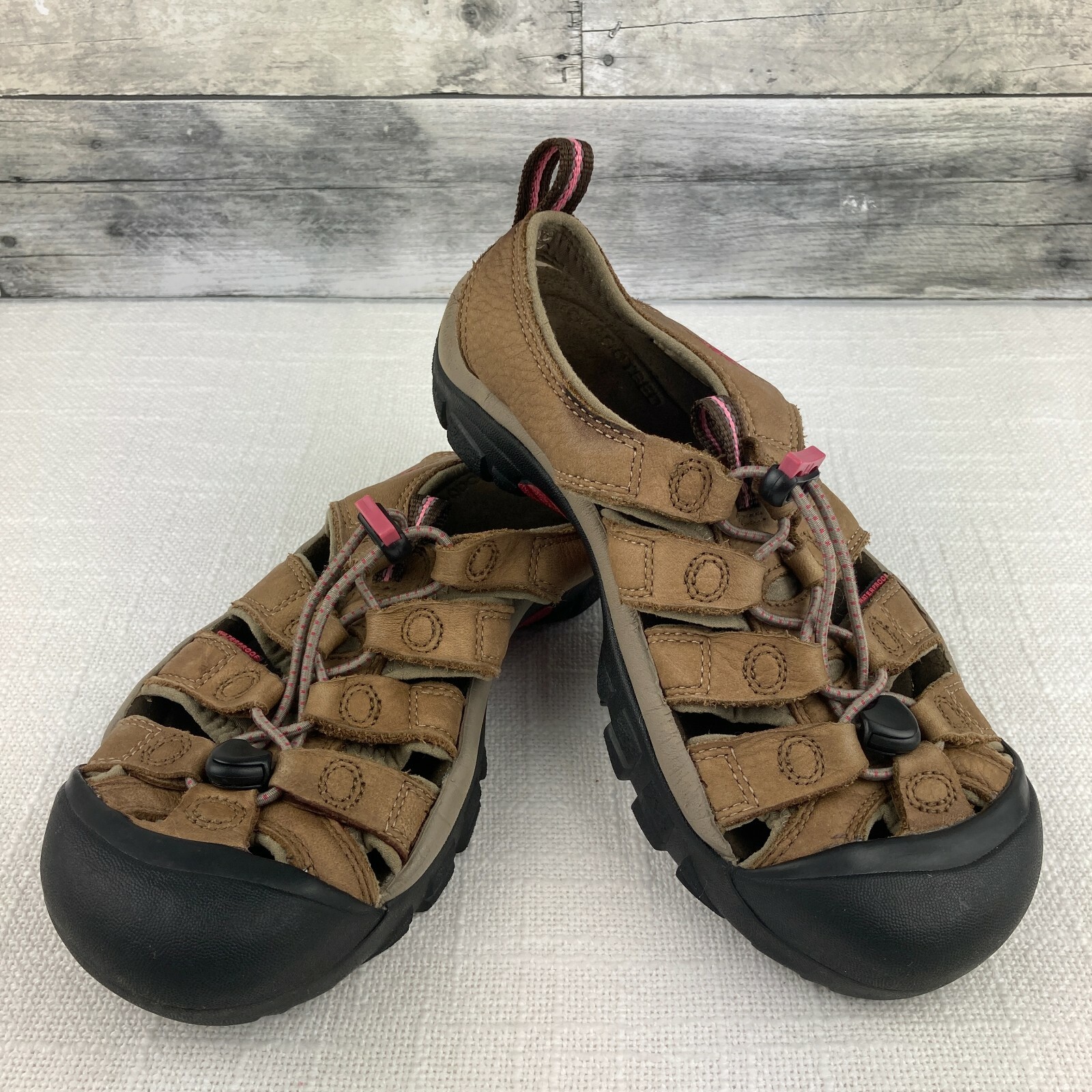 Scarpe da trekking Keen in pelle marrone impermeabili Newport H2 acqua donna 7 EUR 37 5