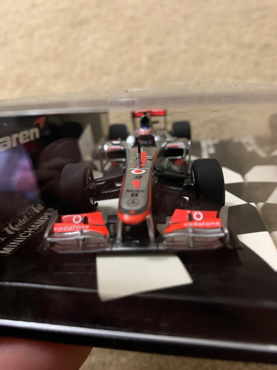 Minichamps 1 43 Vodafone McLaren Mercedes MP4-25 - Jenson