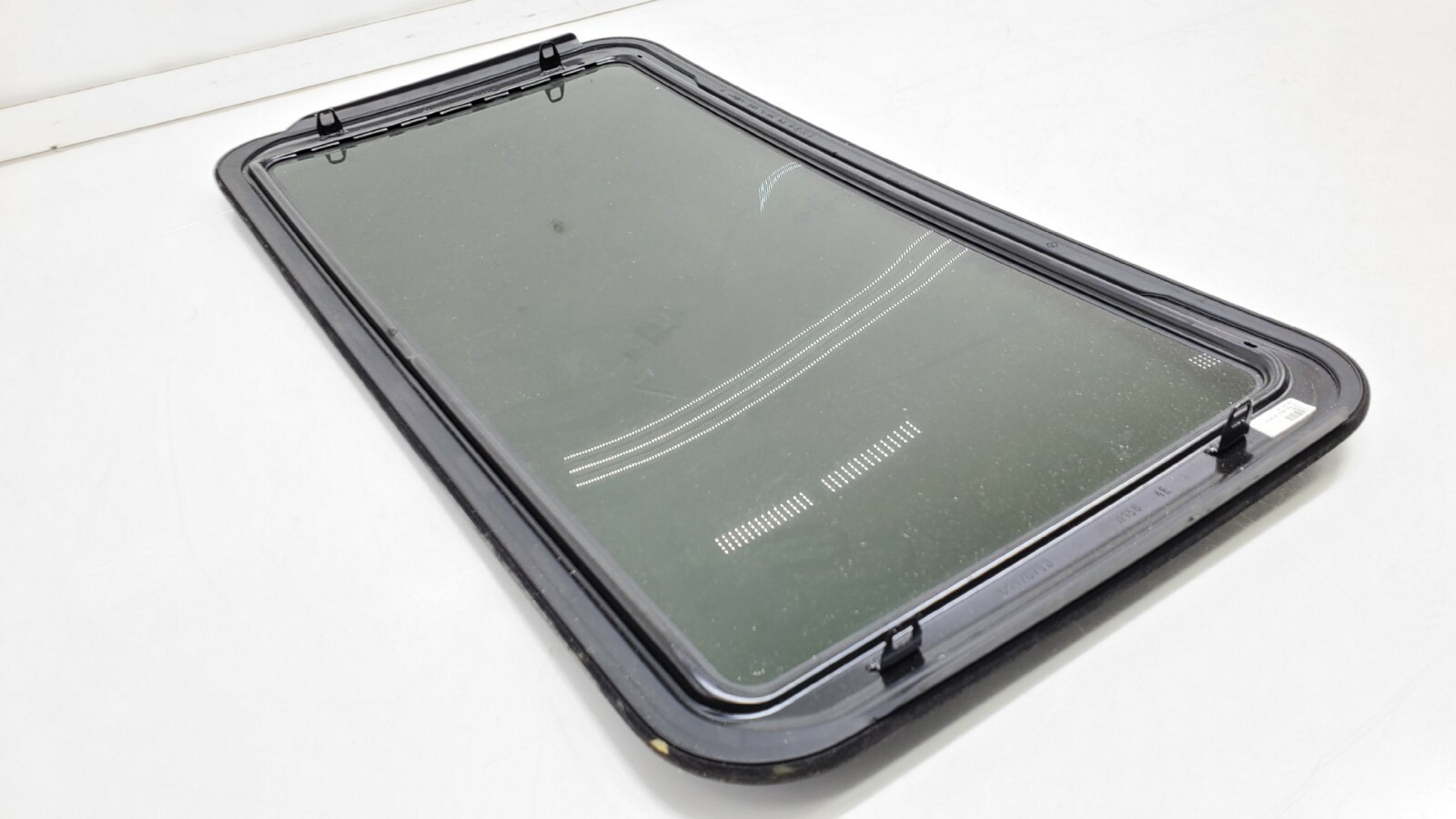 2014-2024 MASERATI GHIBLI QUATTROPORTE SUNROOF GLASS OEM.