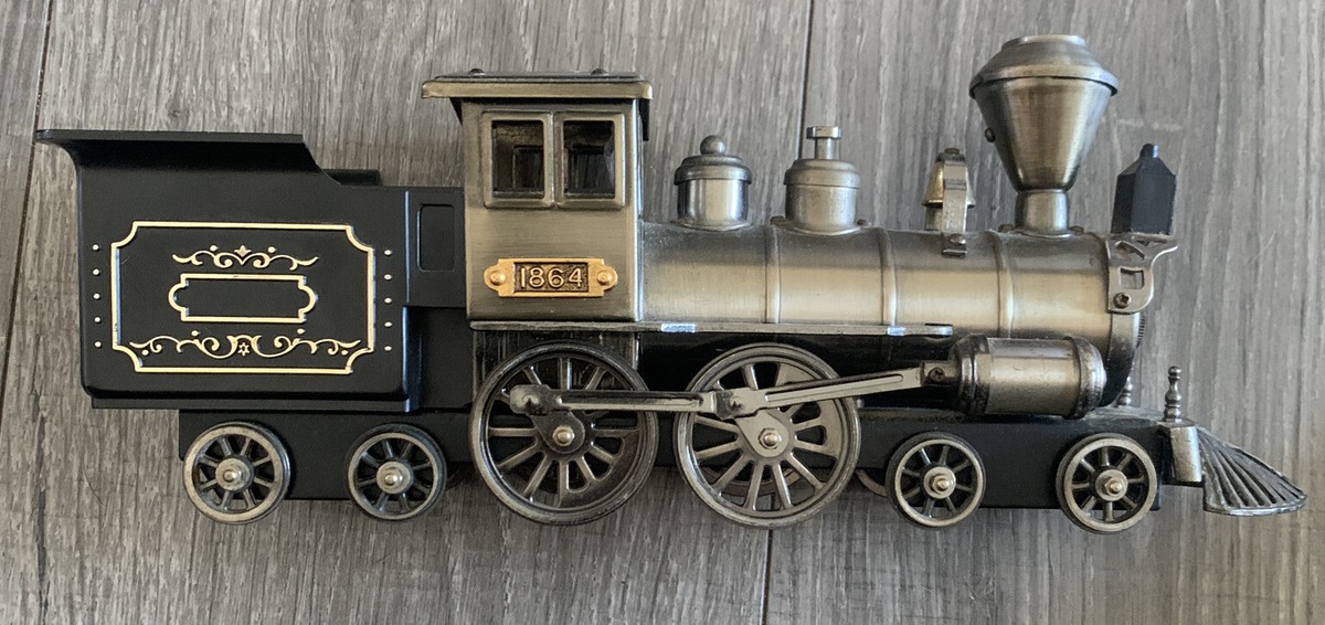 Tabletop Lighter Steam Locomotive ~ 1864 Retro Collection