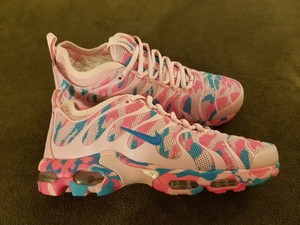 air max plus hot pink