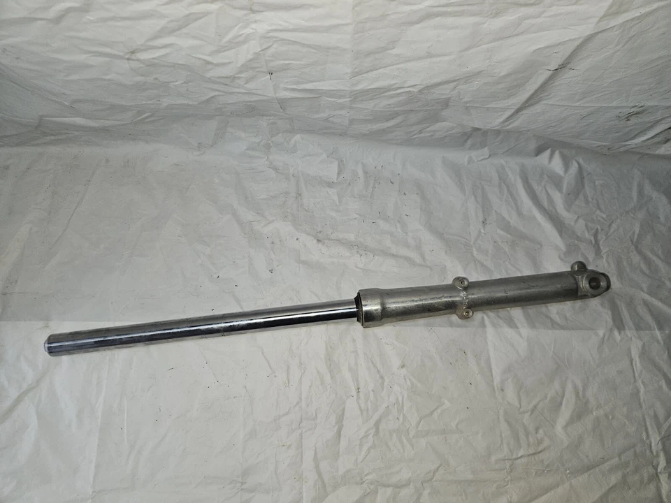 TUBE DE FOURCHE CHUNLAN CL 125 CL125-6 (HONDA) - Photo 3/4