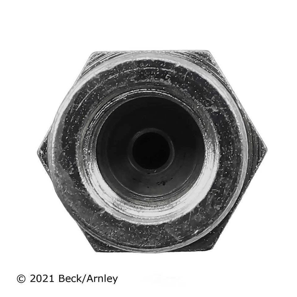 Manguera hidráulica de embrague para Nissan 510 810 240Z 1968-1984 Beck/Arnley Foto 3 de 4