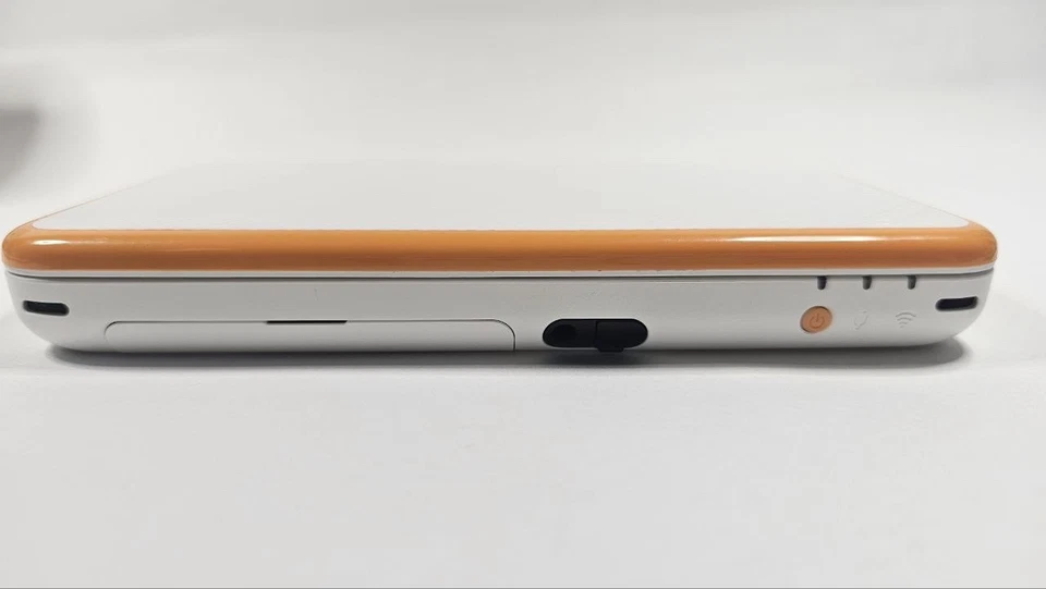 NEW Nintendo New 2DS XL Console - Mario Kart 7 Edition (Orange) - Image 2 of 4