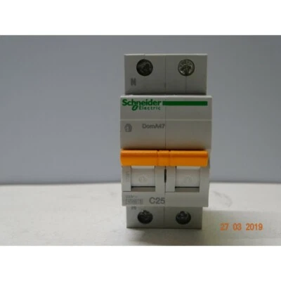 SCHNEIDER Merlin Gerin 17381 Interruttore Magnetotermico DomA47 1P+N C 25A-4500A